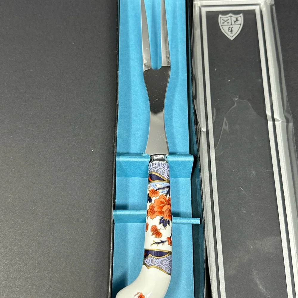 NEW!! Stainless Porcelain Handle Carving Fork Floral Pattern Made in USA L0